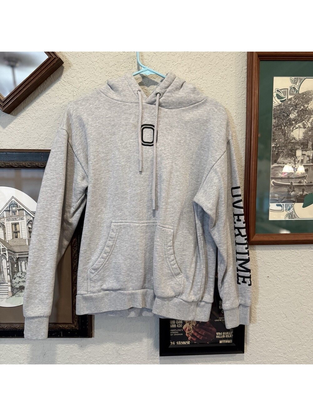 Overtime Gray Streetwear Y2K Designer Sports Hoodie Size Mens Small